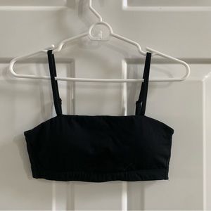 Black bandeau sports bra